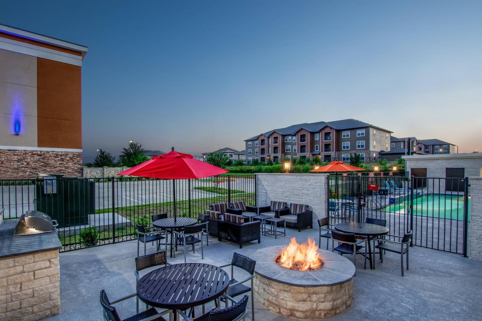 Towneplace Suites By Marriott Waco South Buitenkant foto