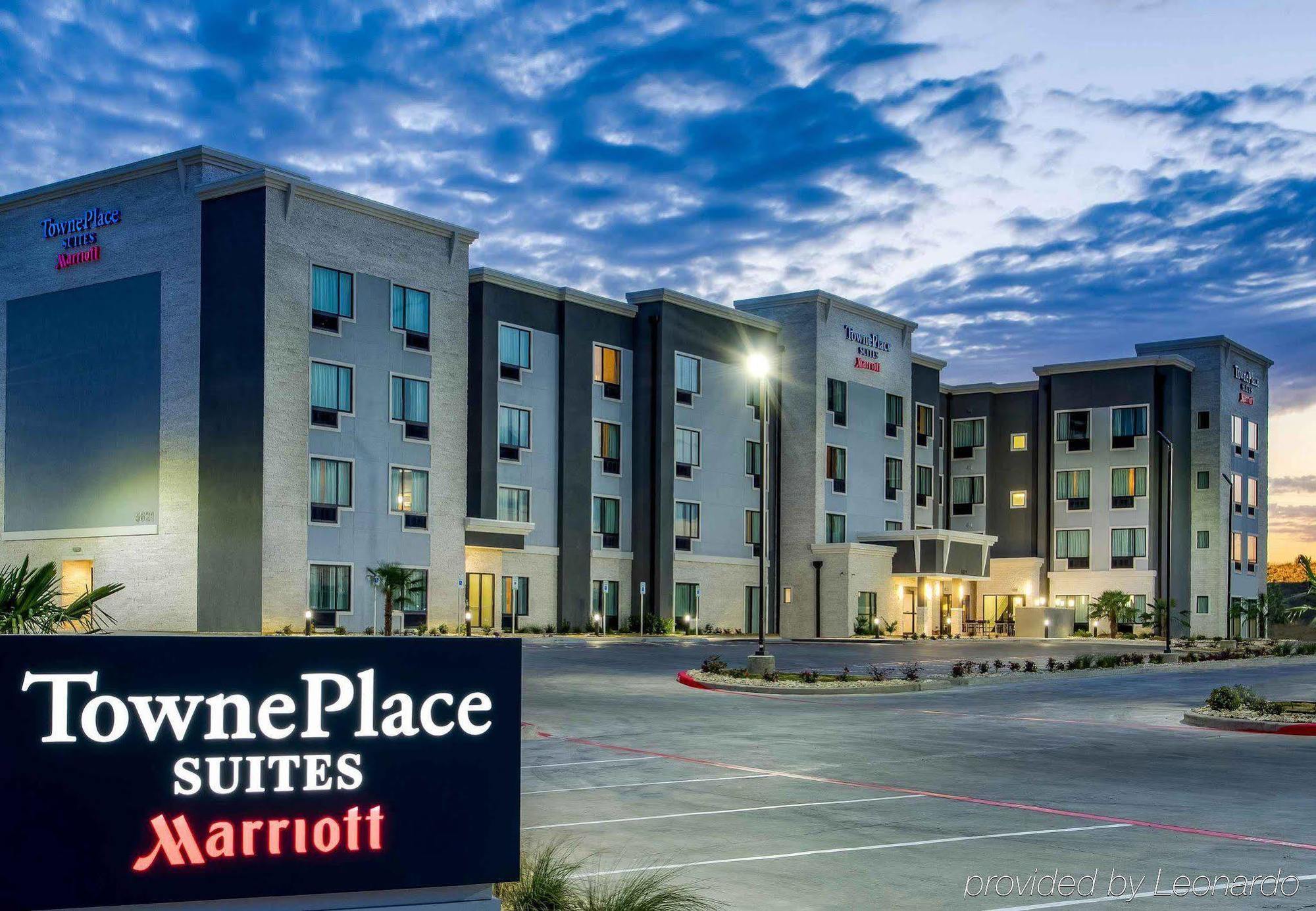 Towneplace Suites By Marriott Waco South Buitenkant foto